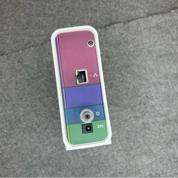 ARRIS - SURFboard SB6183 16 x 4 DOCSIS 3.0 Cable Modem - Picture 3 of 5